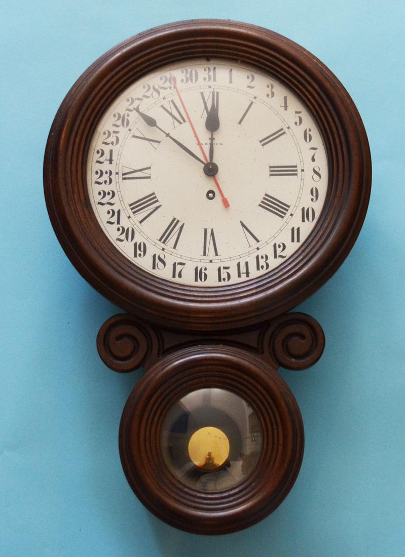 Barwick School Clock with Date (1 of 1)