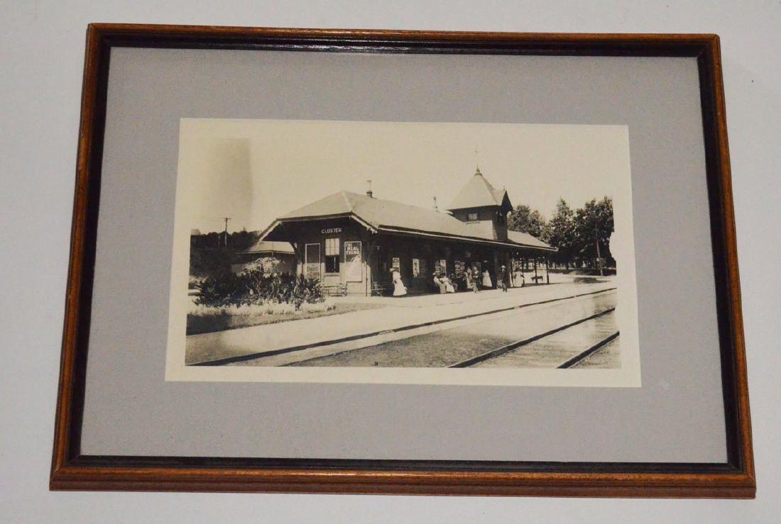 Old Photo Of The Closter New Jersey Train Station: Frame 20 1/8“ x 14.5“ image sight: 13.75“ x 8.25“