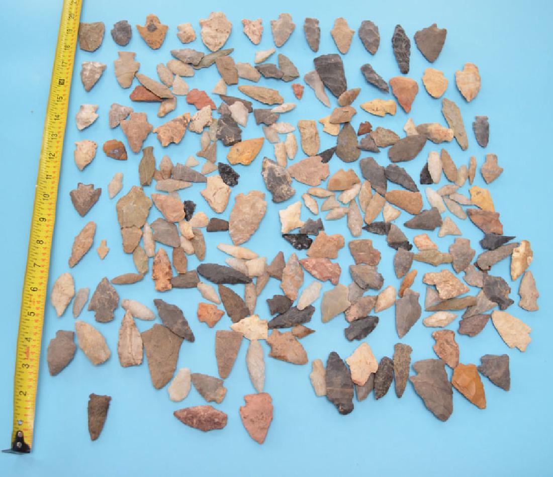 Large Group Of Native American Arrowheads (1 of 5)