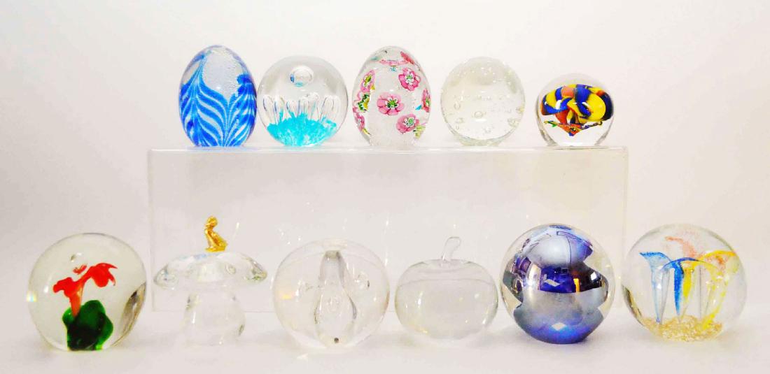 Lot of Vintage Glass Paperweights (1 of 6)