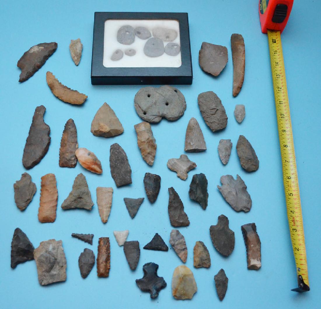 Lot Of Native American Gorgets, Arrowheads Artifacts: Lot Of Native American Gorgets, Arrowheads Artifacts