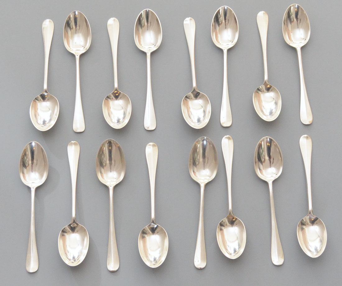 16 Steiff Williamsburg Restoration Sterling Spoons: they are monogrammed CBB weighs 953 grams. They measure 6.75" long