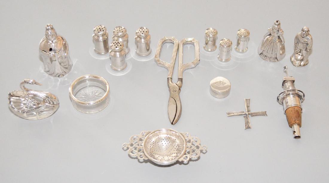 Lot Of Very Interesting Sterling Silver Accessories (1 of 5)