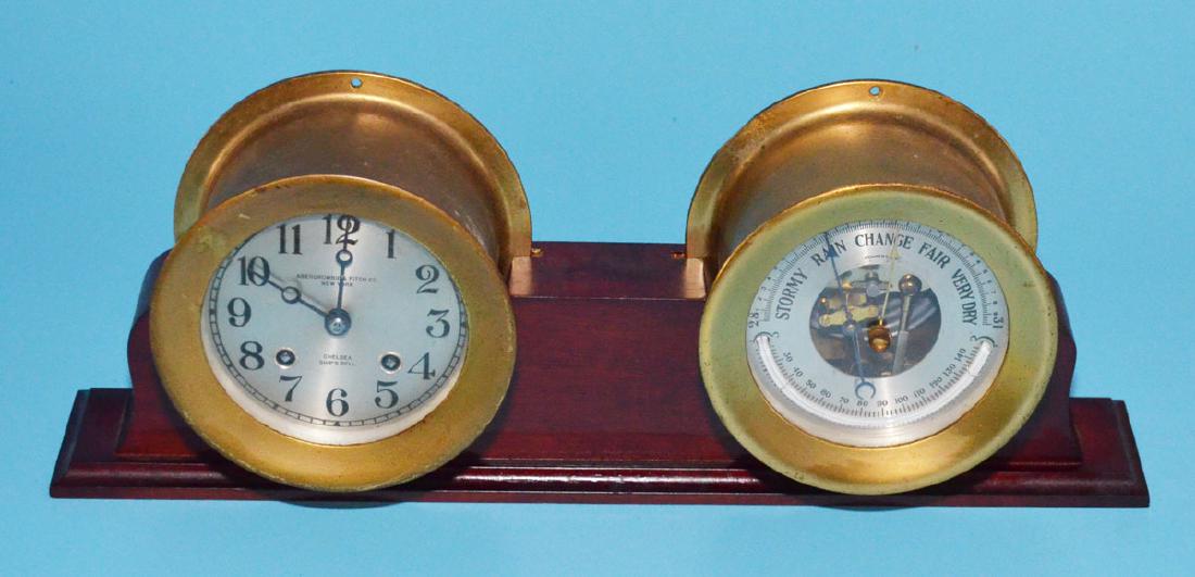 Abercrombie & Fitch  Chelsea Ship Clock (1 of 5)