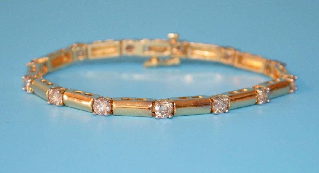 Unusual 3.25ct Diamond & 14k Gold Tennis Bracelet (1 of 2)