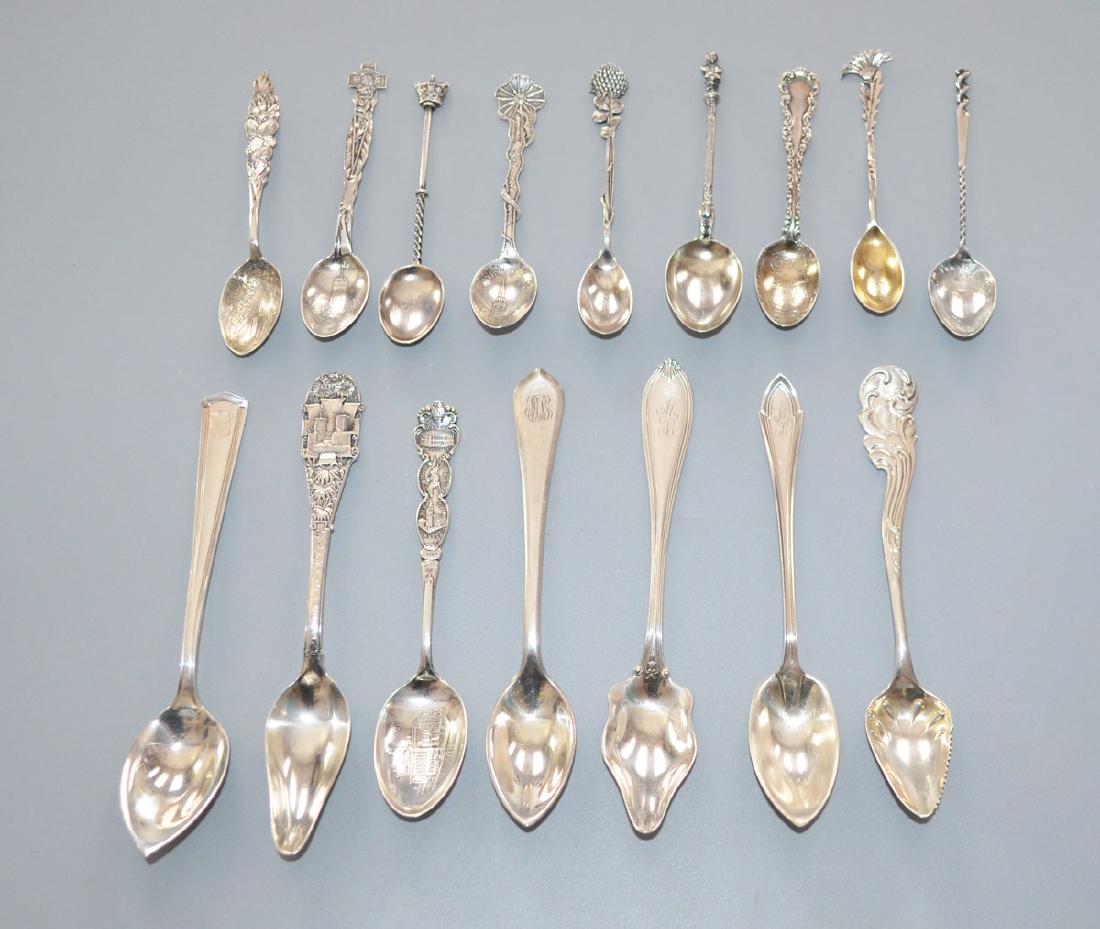 Lot Of Sterling Spoons  ( Collector Souvenir) (1 of 5)