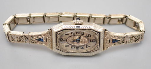 Vintage Gruen Art Deco Ladies Watch Feb 21 2019 Applebrook Auctions Estate Sales In Ct