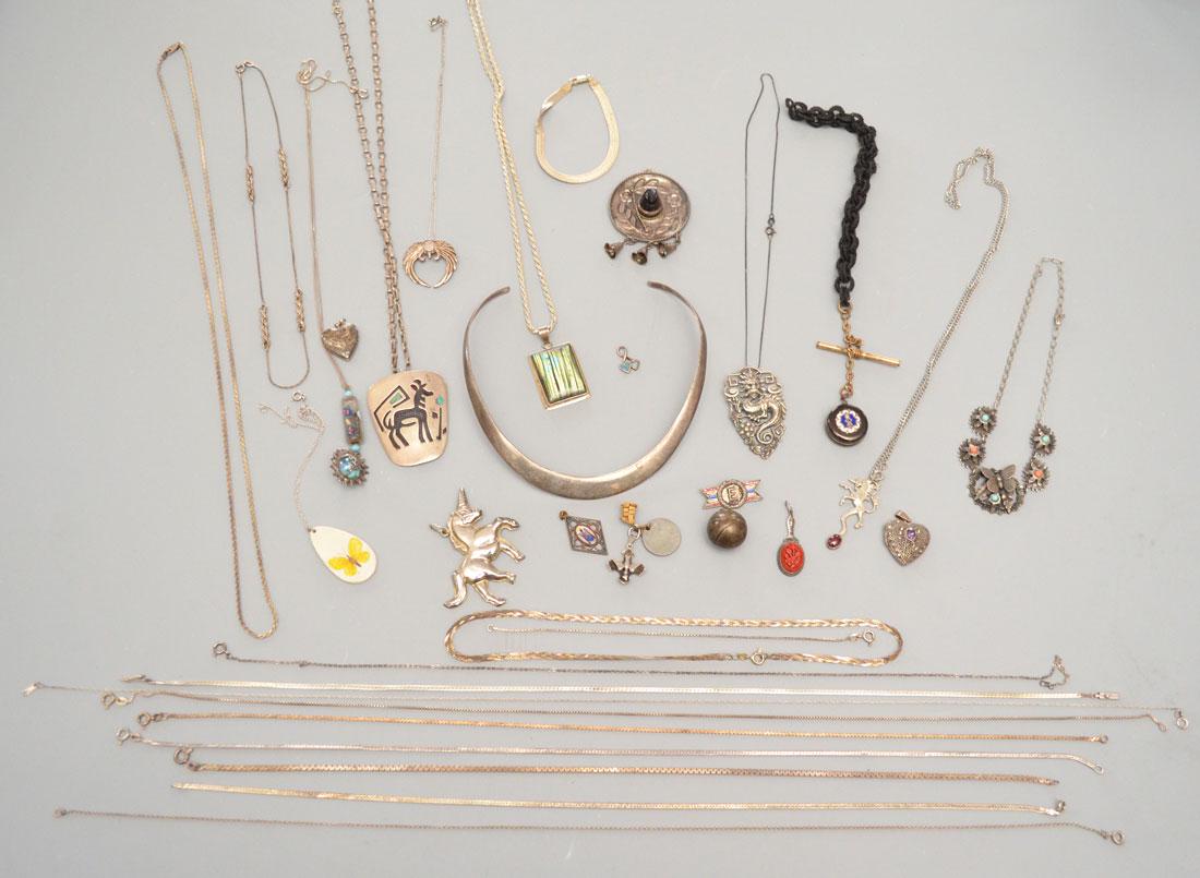 Lot of Sterling Silver Necklaces & Pendants (1 of 7)