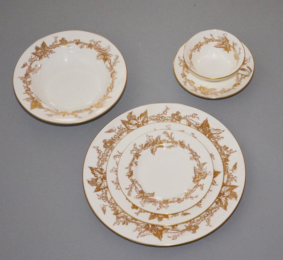59pc Mintons Lothian Porcelain China (1 of 3)