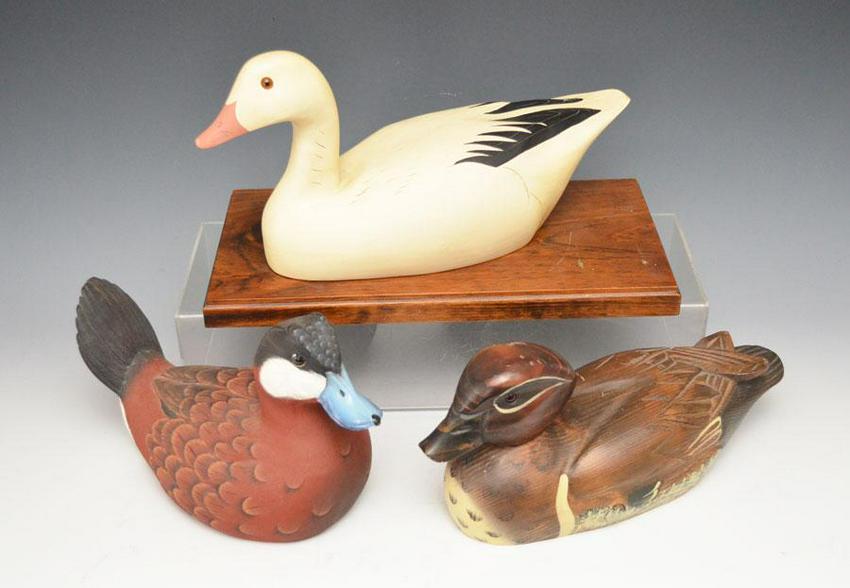 3 Vintage Carved Wood Duck Decoys (1 of 5)