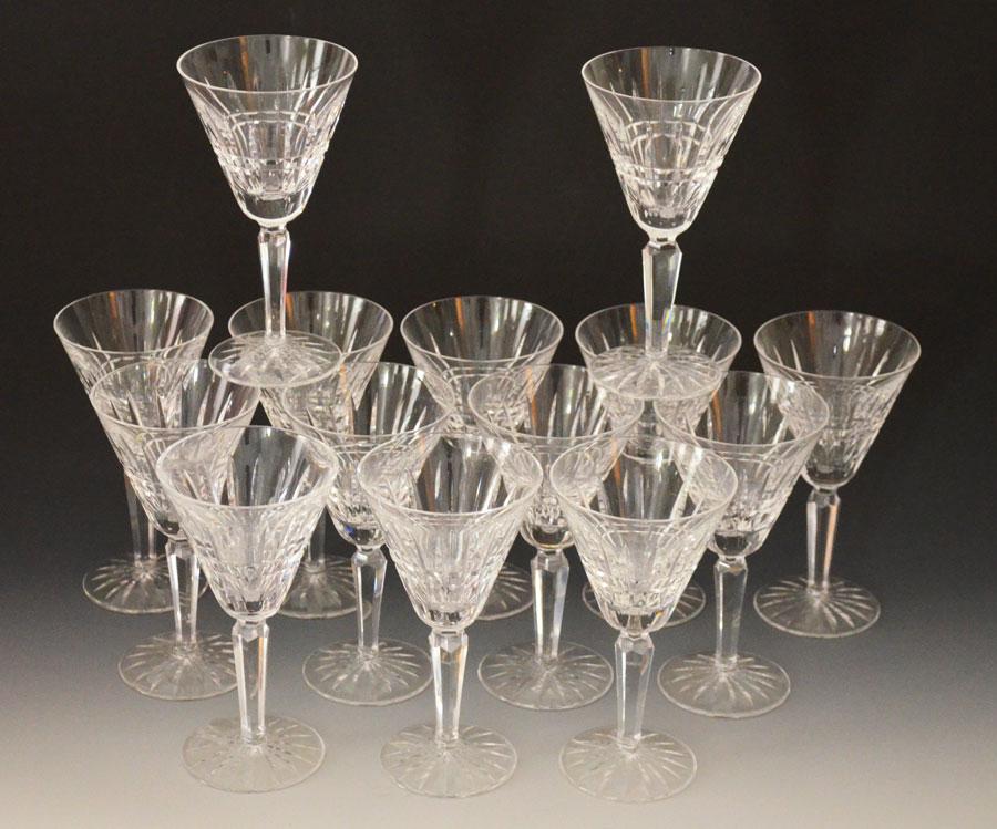 14 Waterford Glenmore White Wine Glasses: They measure 6.5" tall, a few glasses vary by less that 1/16". No chips/cracks
