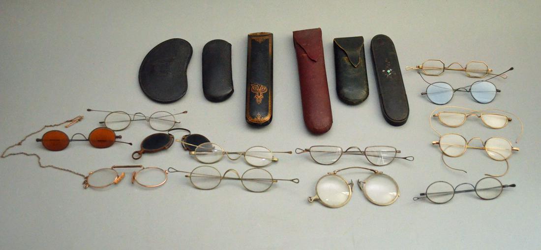 Lot of Antique Spectacles / Eyeglasses (1 of 5)