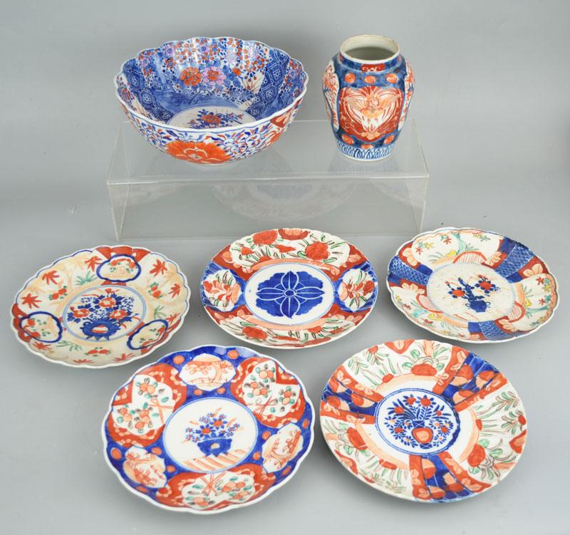 Lg Lot of Imari Porcelain Plates, Bowl and Vase (1 of 9)