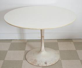 Knoll Saarinen Round Dining Table & 5 Chairs (1 of 8)