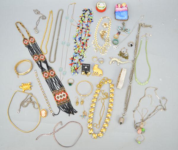 Lot of Costume Jewelry w Enamel & Porcelain Boxes (1 of 7)