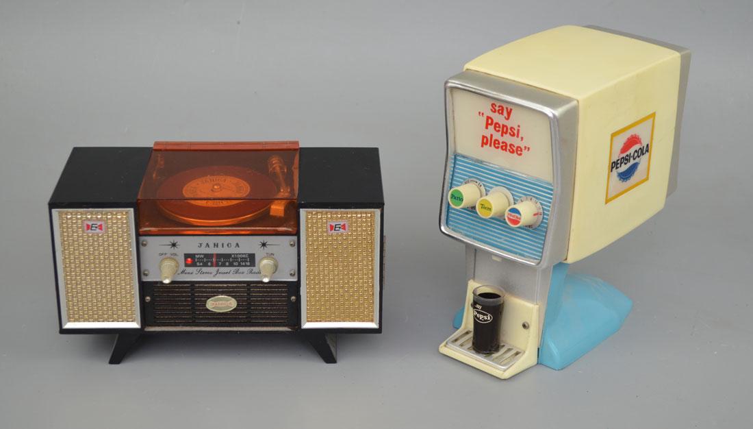 Vintage Janica & Pepsi Radios (1 of 7)