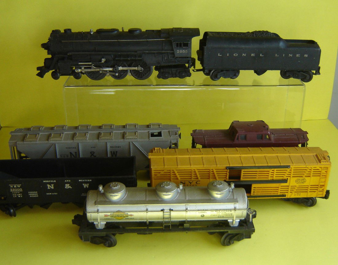 7 Car Lionel Train Set 2055: Seven pieces Lionel Train Set