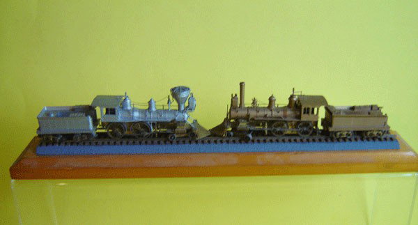 2 Master Series Made In Japan Train Models: 2 Master Series Made In Japan Train Models