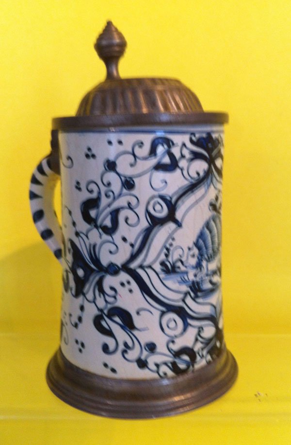 Circa 1700 Faience Armadillo Stein: Circa 1700 Faience Armadillo Stein it measures 8 1/4.