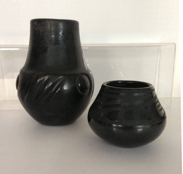 Maria Popovi Native American Indian Vase: The vase measures 7 1/2 x 3 1/2 inches and the San IL De Fonso jar signed Maria, black on black 2500/3500 measures 3 3/4 x 2 3/4 inches. *ONLY THE SMALLER VASE IS SIGNED Maria!*