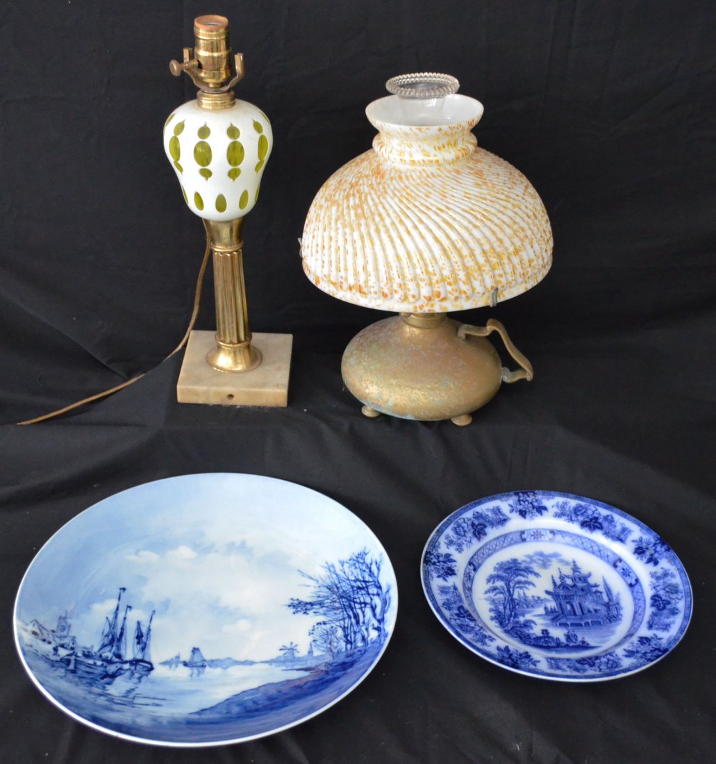 4 Pc Household Accessory Lot: Lot includes: Doulton Burslem "Madras" soup bowl ( 10 1/8" diameter), Large Rosenthal Delft charger (13 5/8" diameter), cased glass cut to Vaseline oil lamp (15.5" tall), and a L. Baron MFG Co oil lam