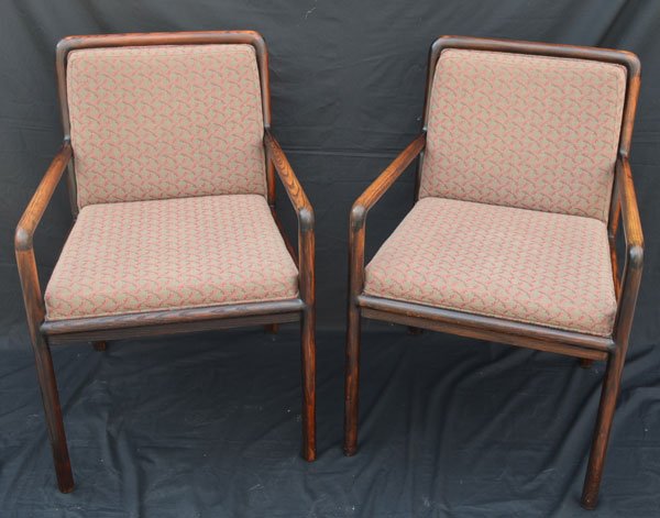 Pair of Ward Bennett Round Wood Chairs: 2 War Bennett design armchairs. They measure 33.5" tall (18.5" seat height) x 22"long x 21.5"wide
