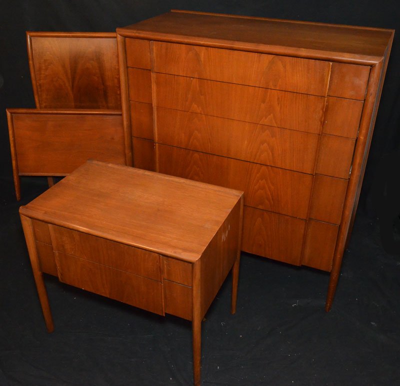 Drexel Mid Century Modern Danish Style Bedroom Set (1 of 3)
