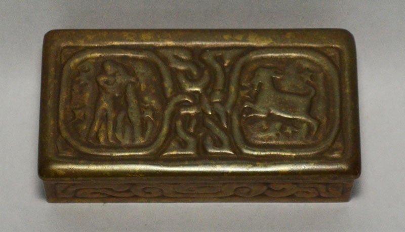 Tiffany Studios Zodiac Stamp box (1 of 3)