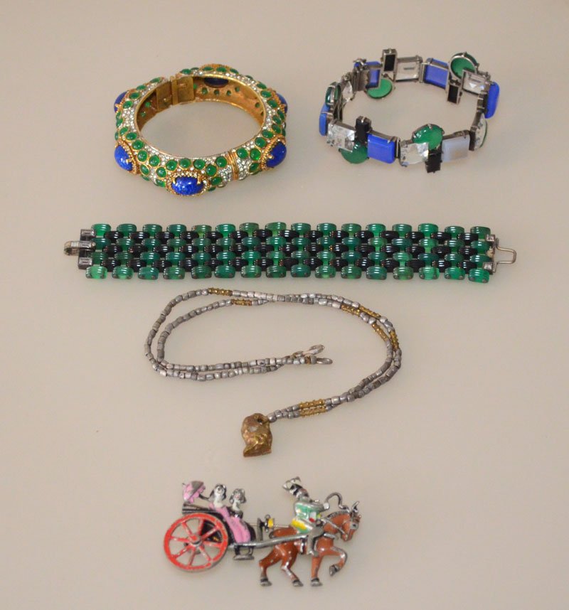 5 Pc Lot Of Vintage Designer Costume Jewelry (1 of 6)