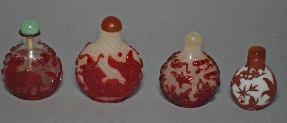 4 Peking Glass Snuff Bottles (1 of 3)