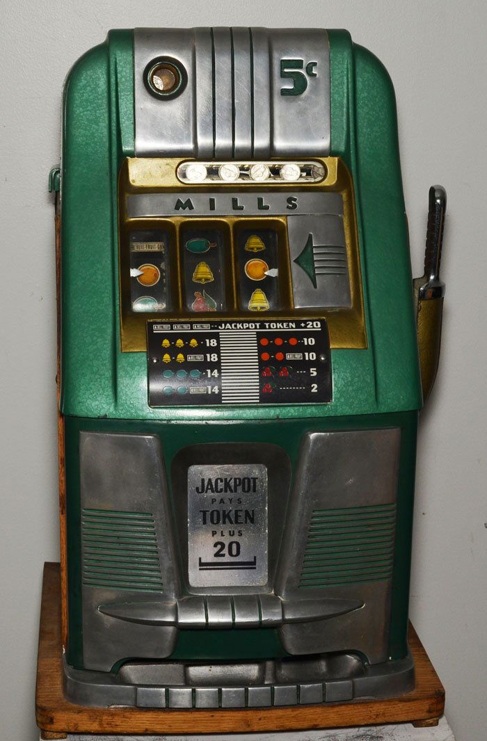 Nickel Mills High Top Slot Machine (1 of 4)