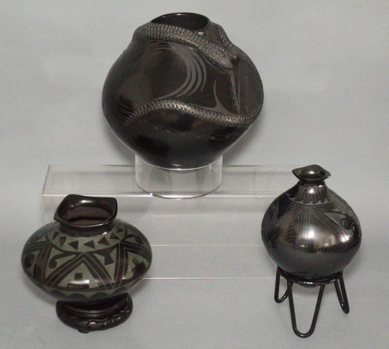 3 Santa Clara Mata Ortiz Pottery Vessels (1 of 4)