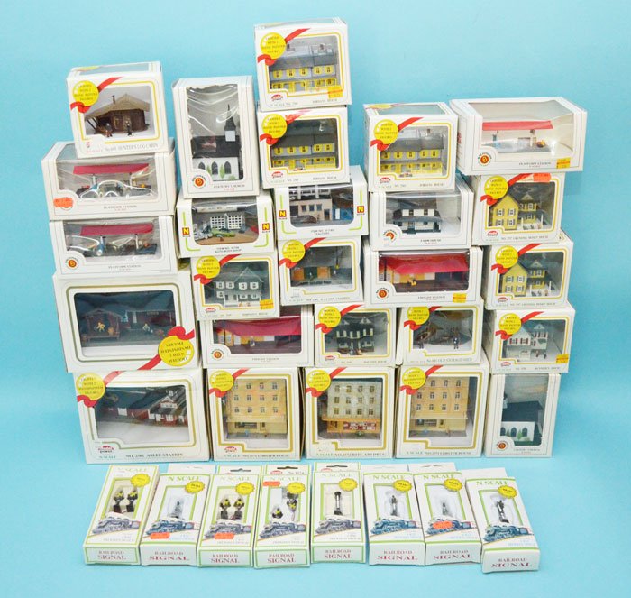 26 N Scale ModelPower Buildings Boxed (1 of 4)
