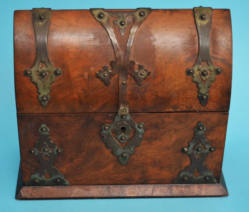 Gothic Burl Wood & Brass Tantalus With Bottles: Measures 7 5/8" tall x 8 7/8" wide x 4" deep. Has some scuffing, light veneer loss.