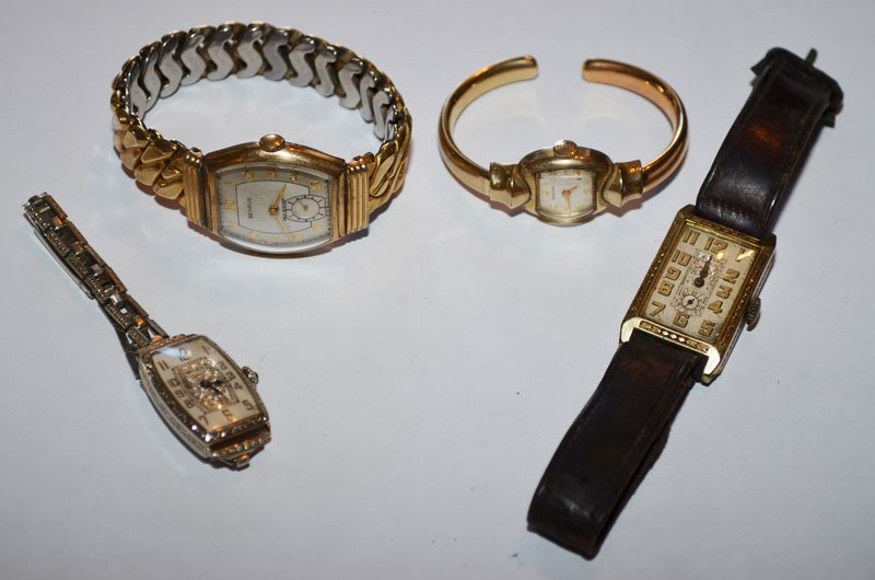 Great Lot Of 4 Vintage Wrist Watches: Lot includes: his and hers Benrus, Abra and a Gruen watch. The large Benrus and Gruen seem to at least run.