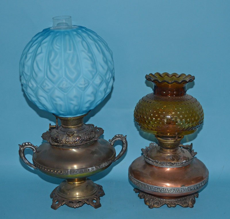2 Oil Lamps Including Bradley & Hubbard (1 of 5)
