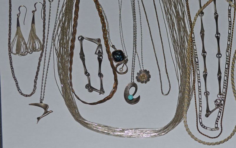 Collection of 13 Sterling Silver Necklaces & Jewelry (1 of 3)