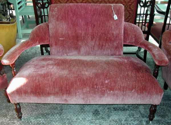 American Eastlake Victorian Walnut Parlor Suite: Four-Piece American Eastlake Victorian Walnut Parlor Suite, fourth quarter 19th century, consisting of a small open-arm settee with turned arm supports and legs, h. 34-1/2", w. 19-1/2", a closed-arm c