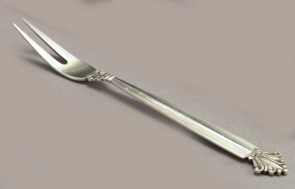 Georg Jensen Sterling Silver "Acanthus" Lemon Fork: Georg Jensen Sterling Silver "Acanthus" Lemon Fork, the pattern designed by Johan Rohde in 1917, l. 6-1/8", .8 t. oz.