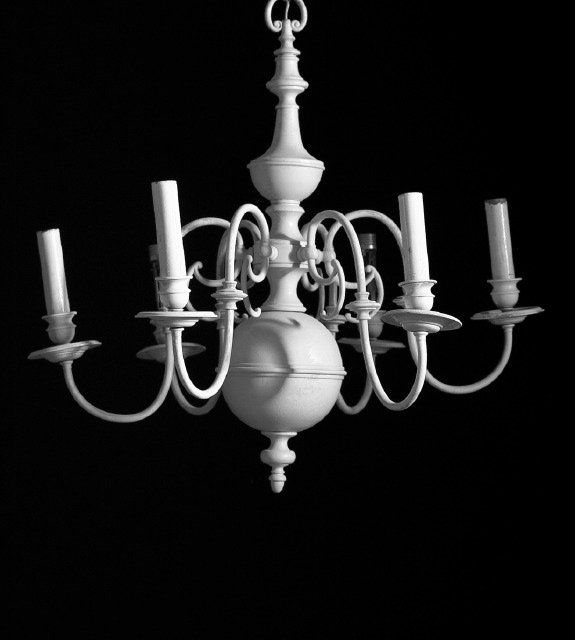 Colonial Revival-Style Polychromed Metal Chandelie: Colonial Revival-Style Polychromed Metal Six-Light Chandelier, mid-20th century, the painted finish in white and ecru, h. 27", dia. 26".