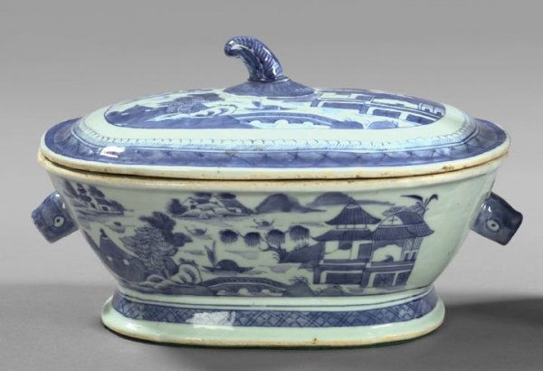 Chinese Export "Nanking" Porcelain Soup Tureen: Chinese Export "Nanking" Porcelain Soup Tureen, fourth quarter 18th century, of elliptical form, the blue and white porcelain tureen with bull-masque handles and in "Lakeside Pavilions" decor, h. 8",