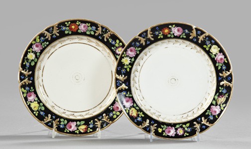 Paris Porcelain Dinner Plates: Attractive Pair of Paris Porcelain Dinner Plates, second quarter 19th century, each parcel-gilt and black-banded plate in polychromed "Summer Flowers" decor, dia. 9-1/2".