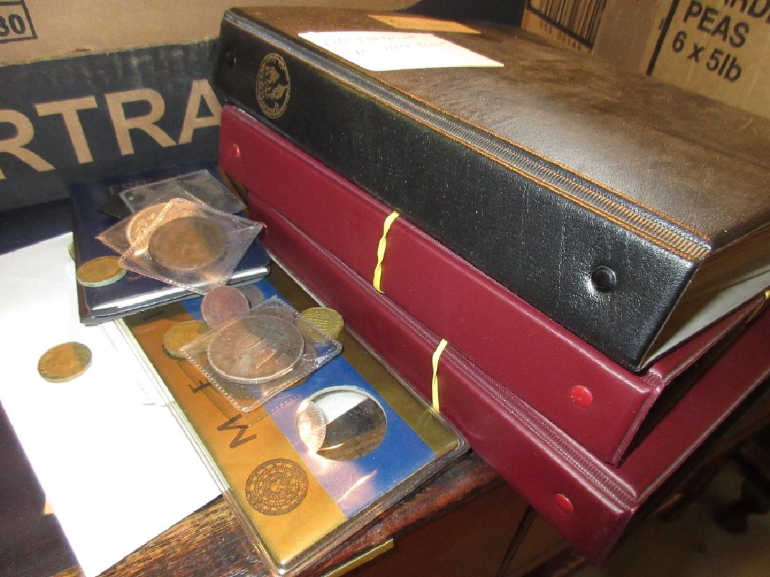 Folder containing a collection of farthings and half (1 of 1)