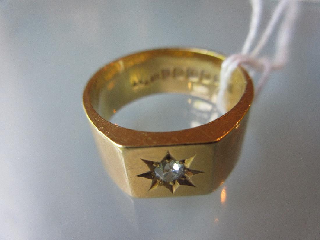 Gentleman's 18ct gold diamond set signet ring (1 of 1)