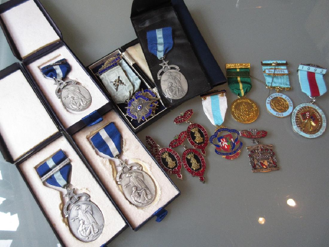 Three Masonic silver founders’ jewels, together with: Three Masonic silver founders’ jewels, together with three other cased jewels and a quantity of other loose jewels
