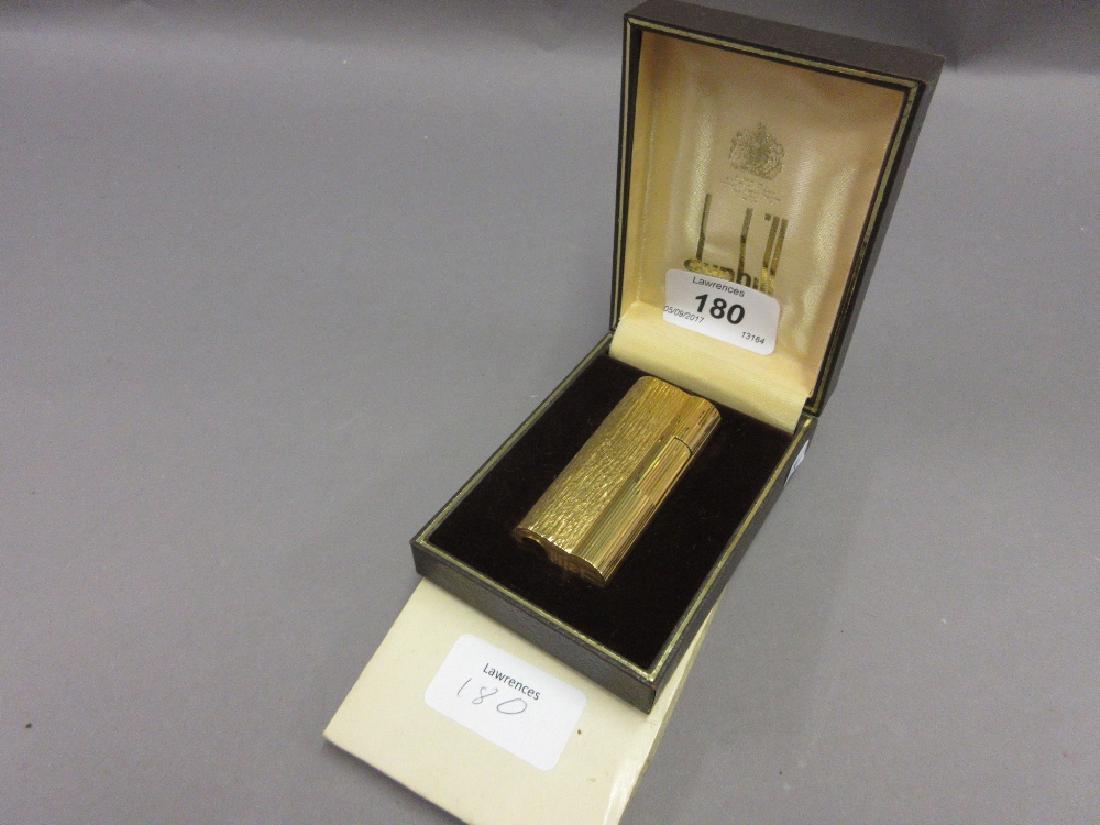 Dunhill gold plated cigarette lighter, boxed: Dunhill gold plated cigarette lighter, boxed