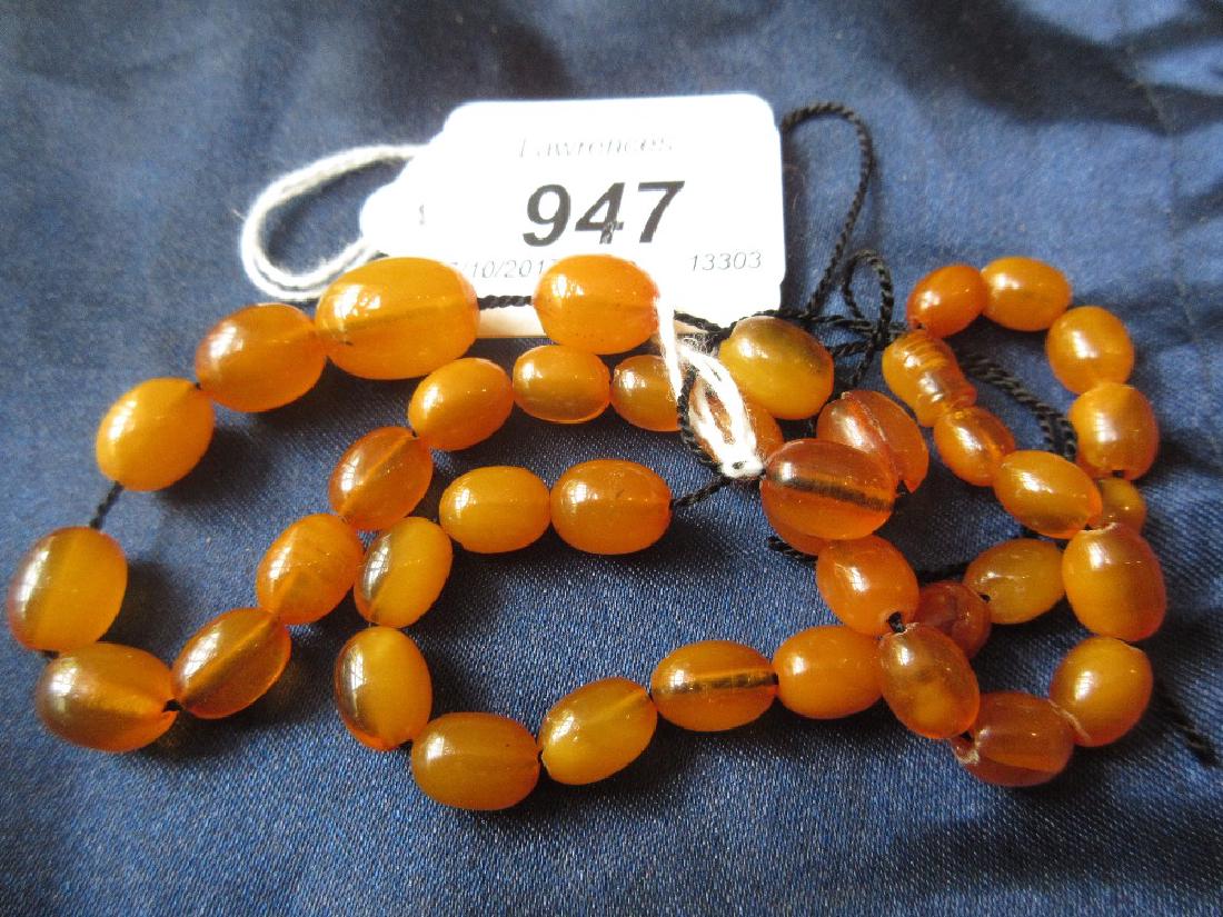 Smaller amber bead necklace: Smaller amber bead necklace