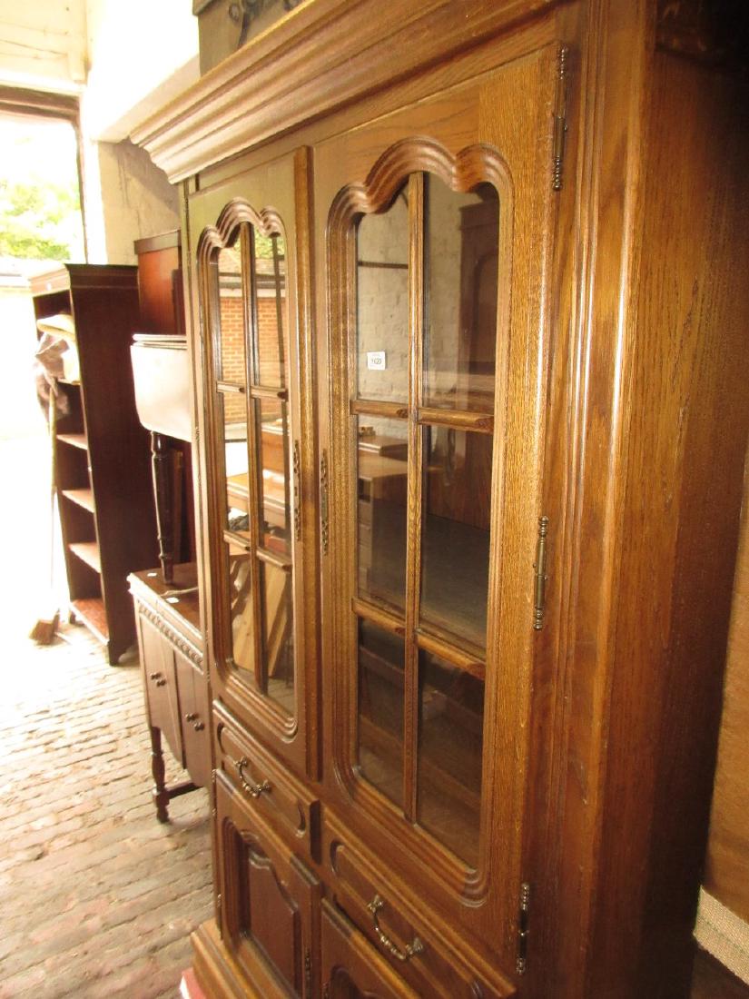 Large 20th Century oak side cabinet with various doors: Large 20th Century oak side cabinet with various doors and drawers enclosing shelves