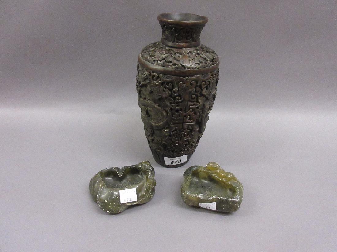 Chinese vase decorated with dragons, signed with (1 of 1)