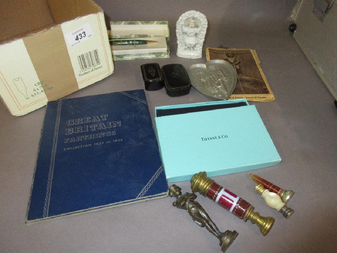 Box containing a quantity of miscellaneous items (1 of 1)